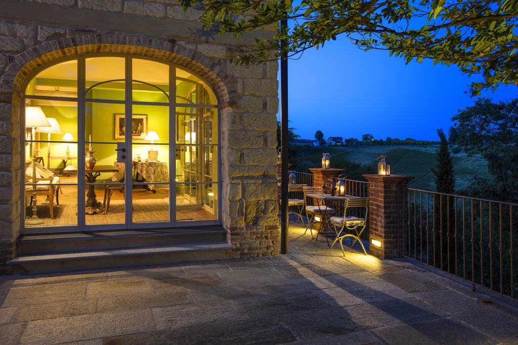 Grazzano Badoglio Relais Di Tenuta Santa Caterina B&B מראה חיצוני תמונה