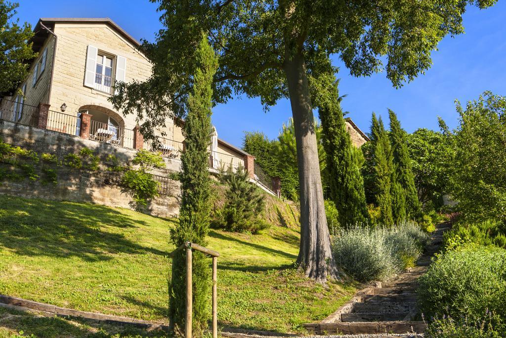 Grazzano Badoglio Relais Di Tenuta Santa Caterina B&B מראה חיצוני תמונה
