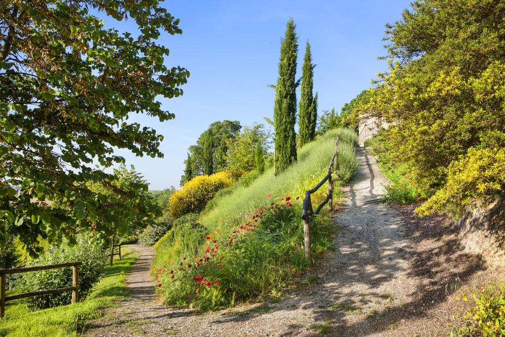 Grazzano Badoglio Relais Di Tenuta Santa Caterina B&B מראה חיצוני תמונה